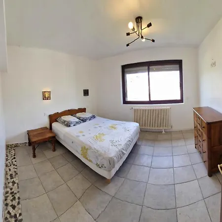Apartment Location Meuble 4 *