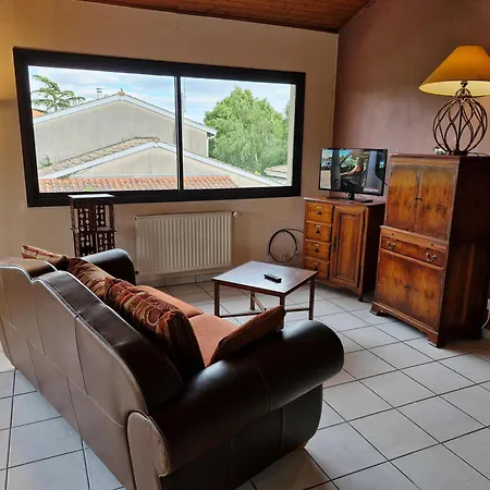 Location Meuble 4 *