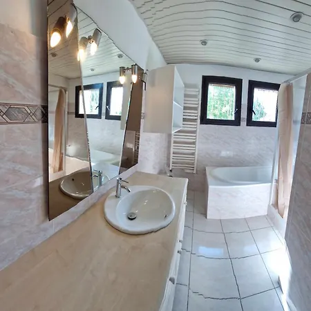 Location Meuble 4 *